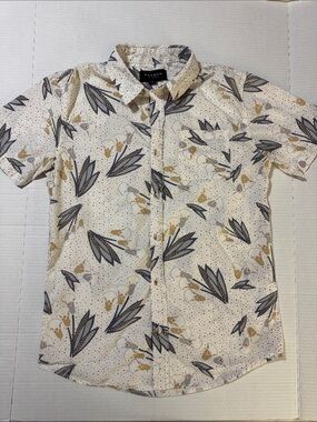 PacSun Cream Short Sleeve Button-Up Shirt with Gray and Tan Print 134